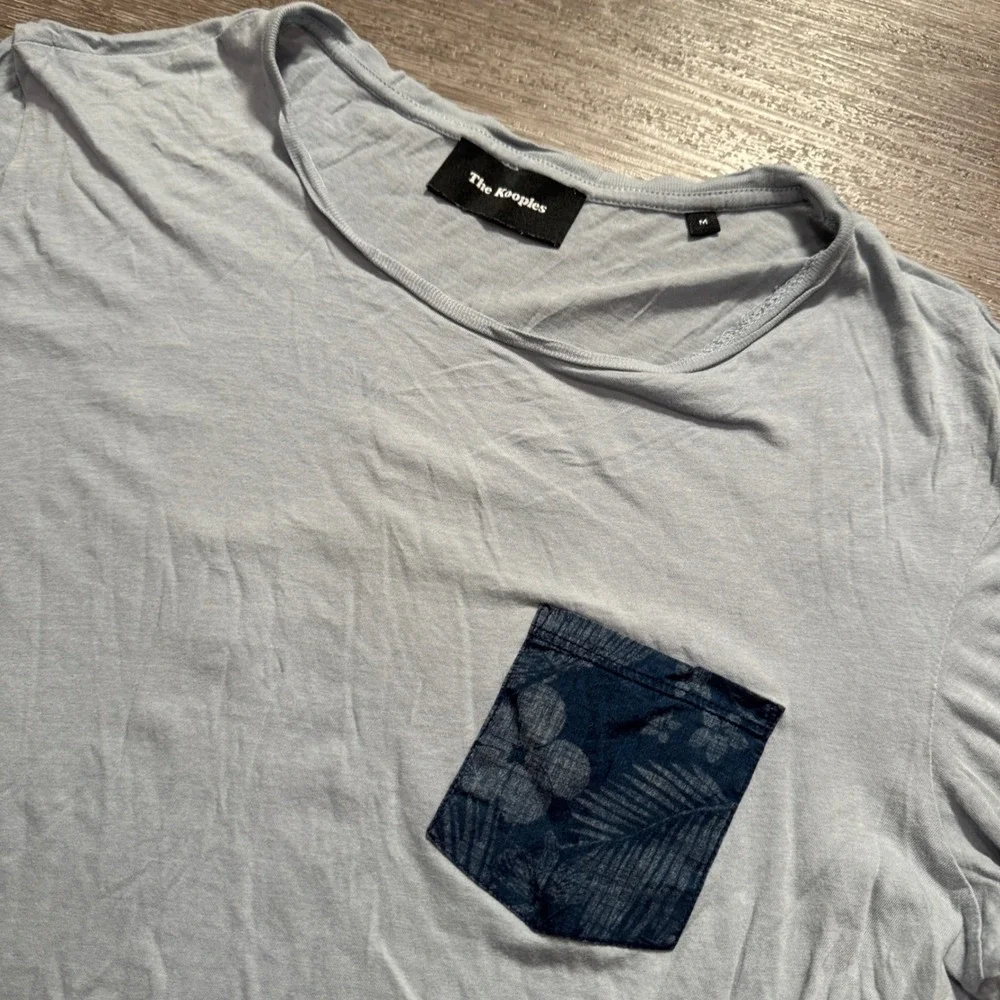 The Kooples Shirt Mens M Floral Pocket Tee Cotton Y2K Minimalist Streetwear